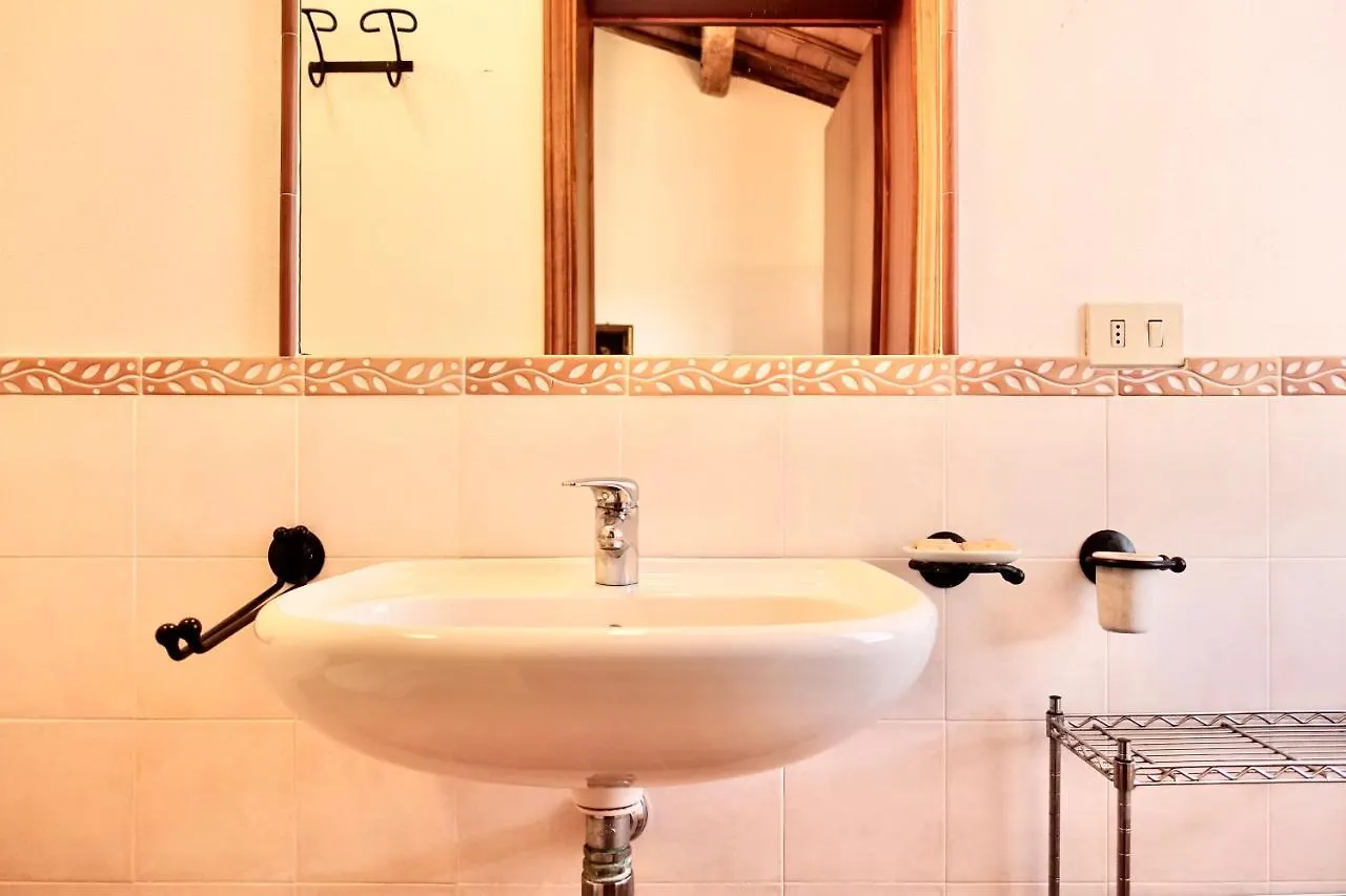 Agriturismo Montioni Sovicille 0*,  Italië